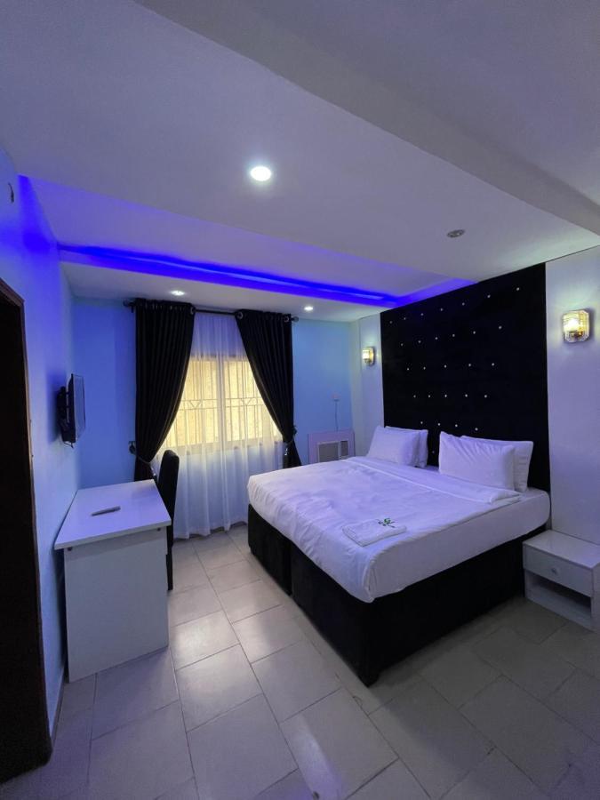Alluring View Hotel - Allen Avenue Λάγος Εξωτερικό φωτογραφία